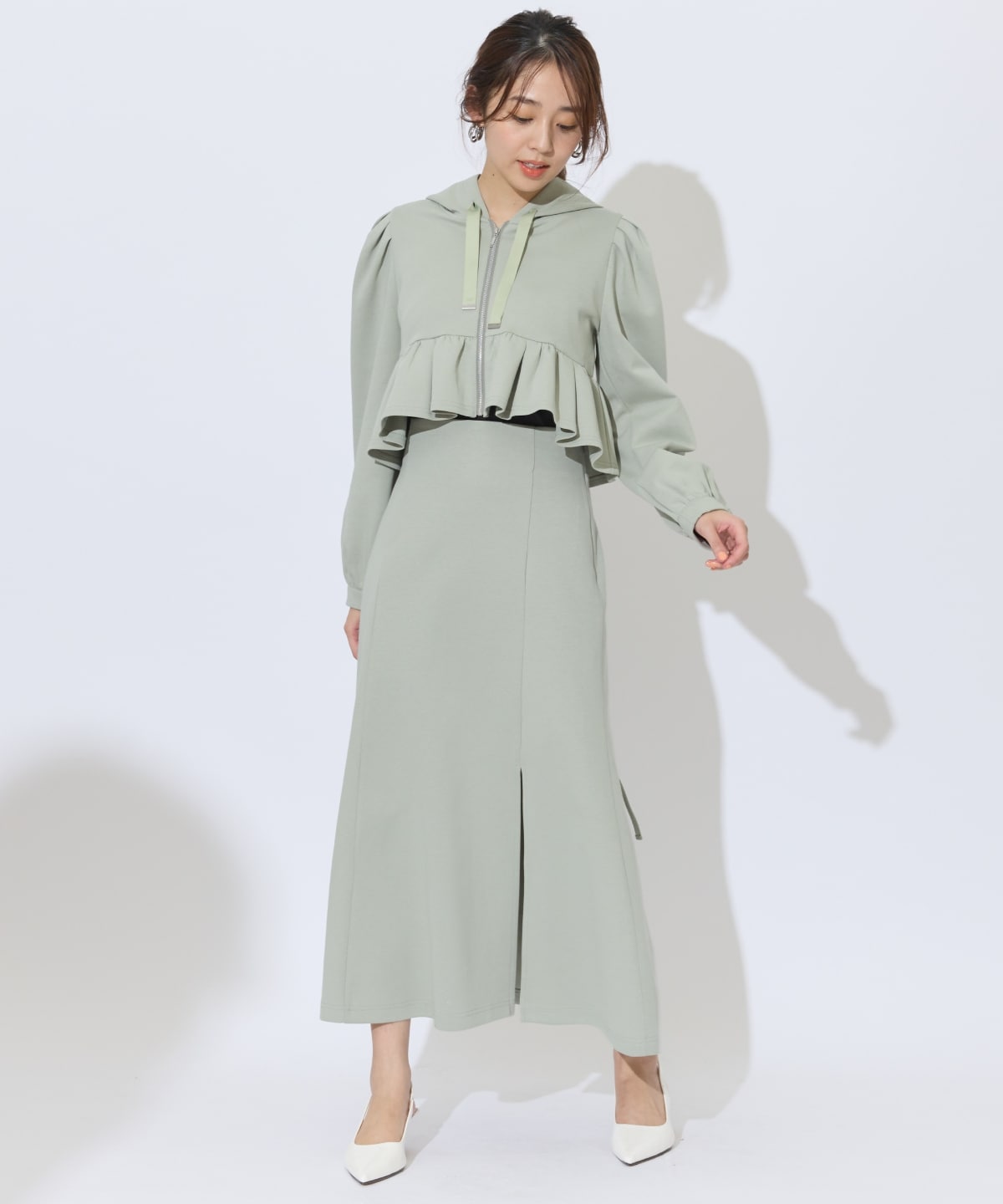 ペプラムパーカーセットアップ