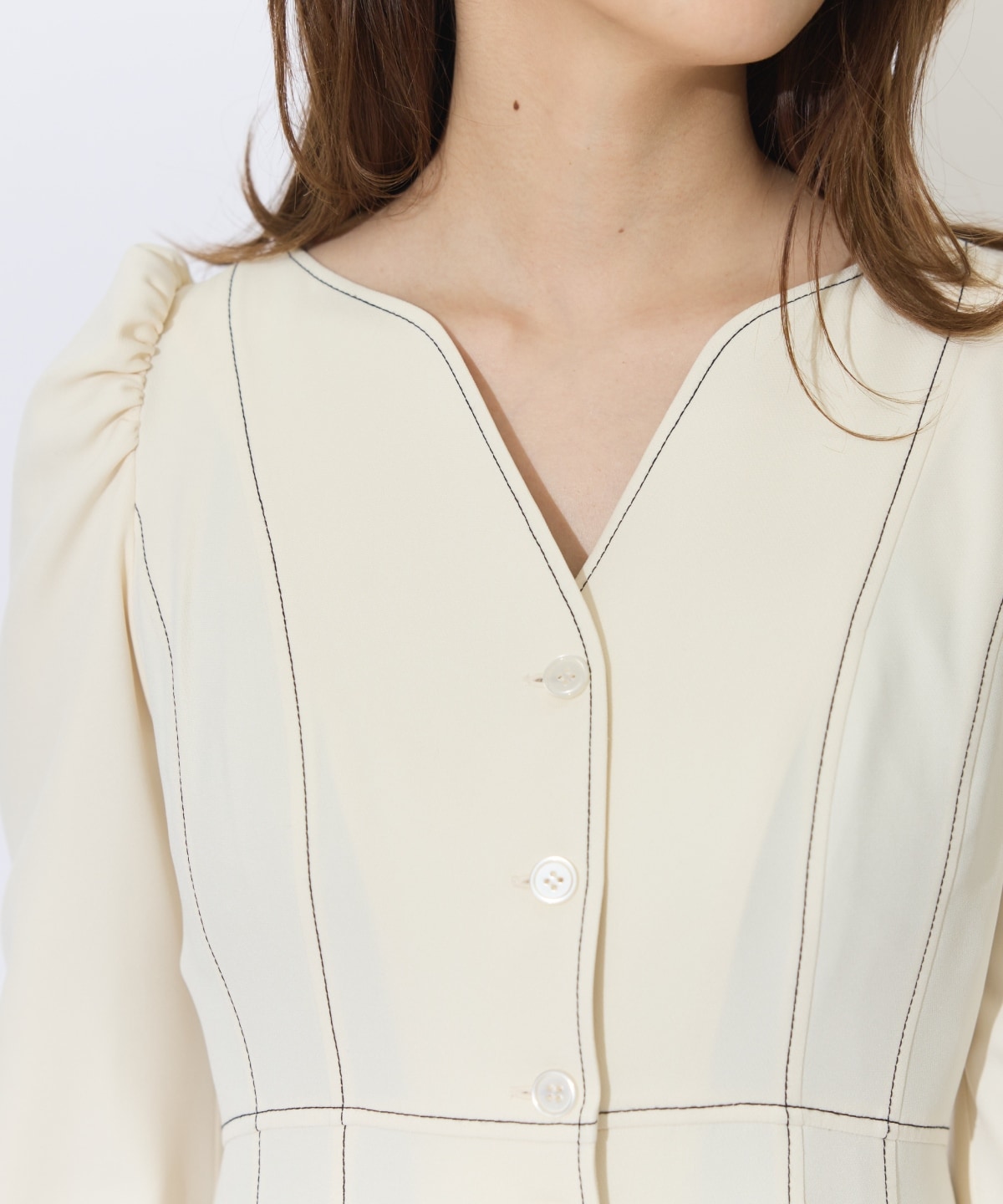 デコルテあき配色ステッチワンピース