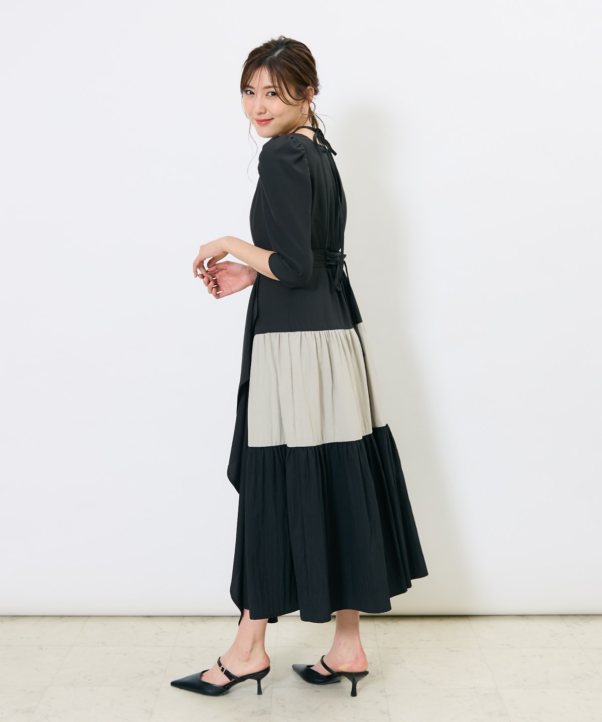 アシメラッフルティアードワンピース