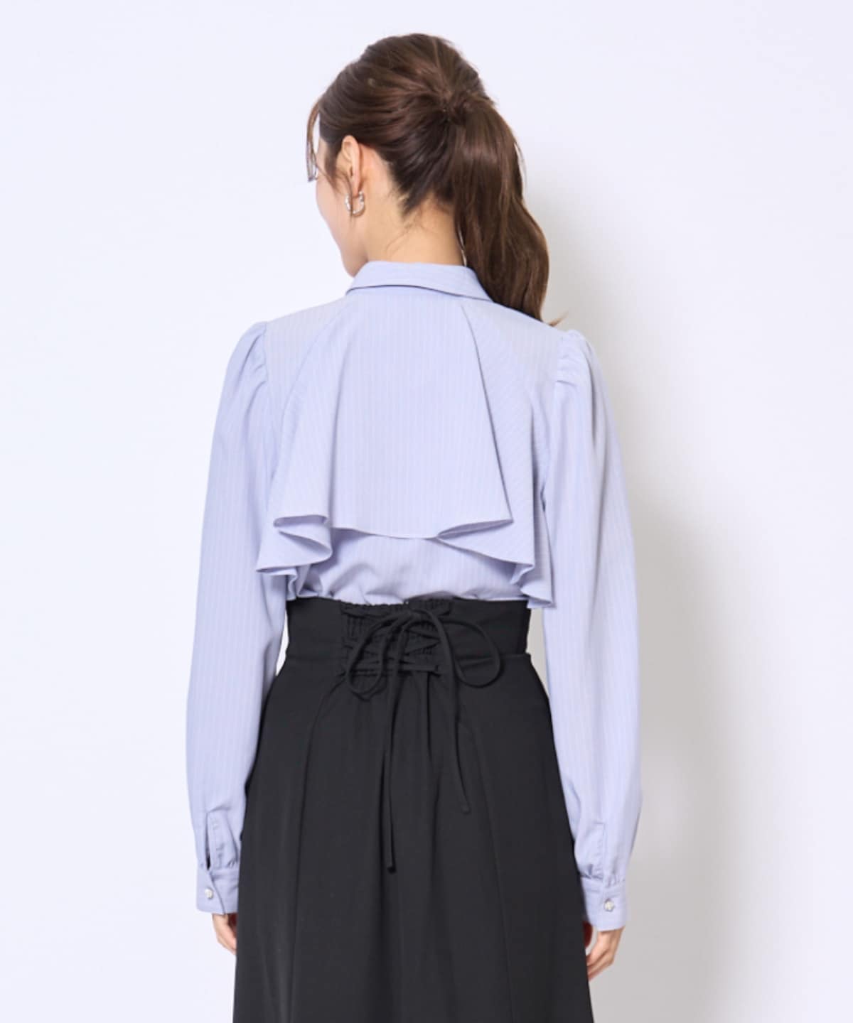 ビジューボタンフリルケープ長袖ブラウス