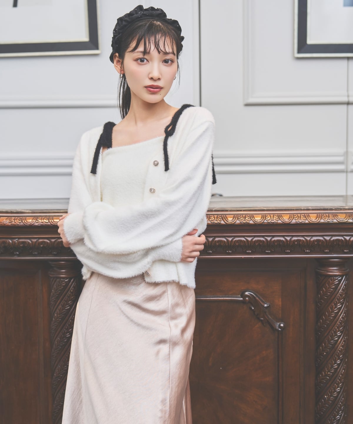 サテンバイアススカート