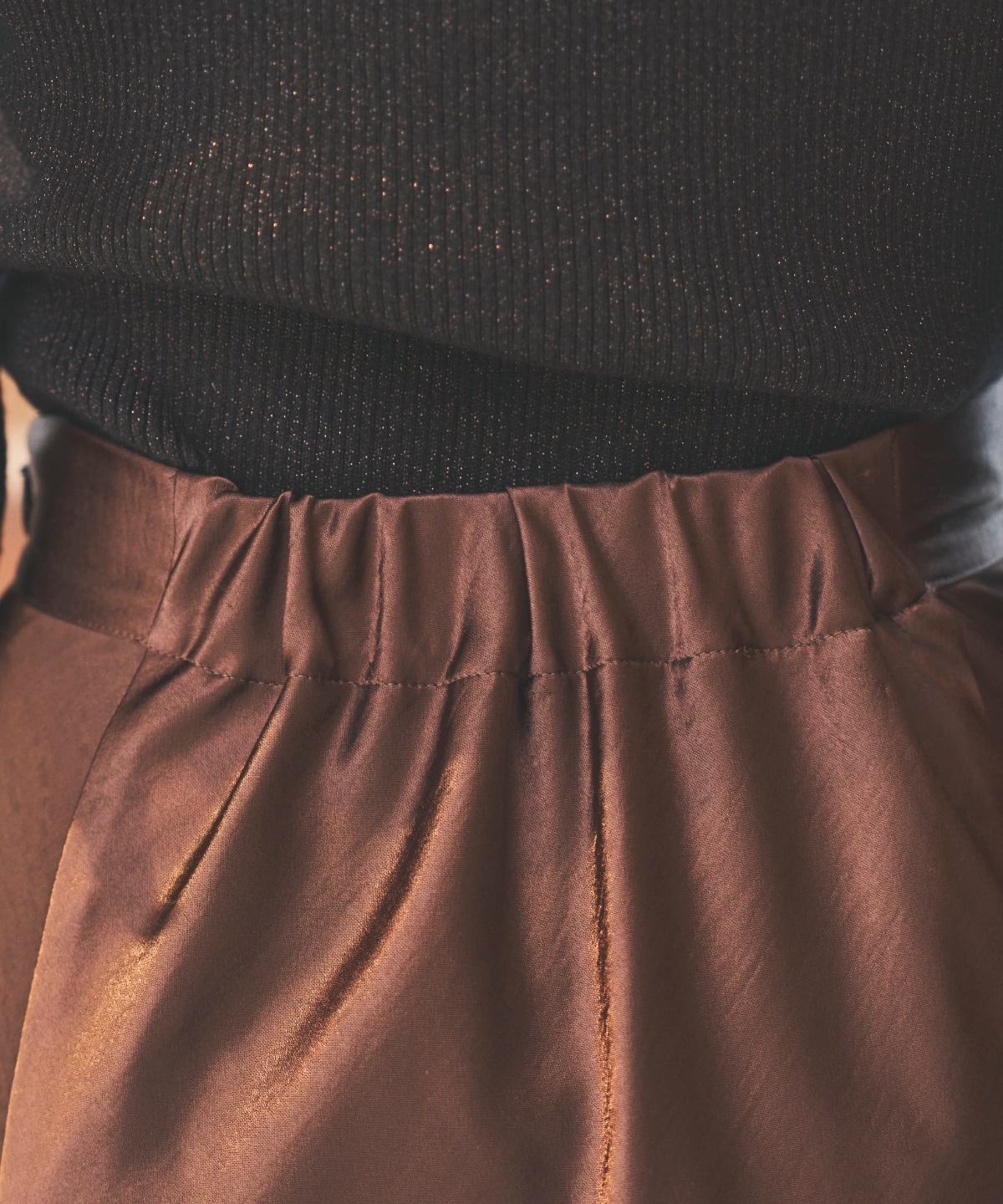 サテンバイアススカート
