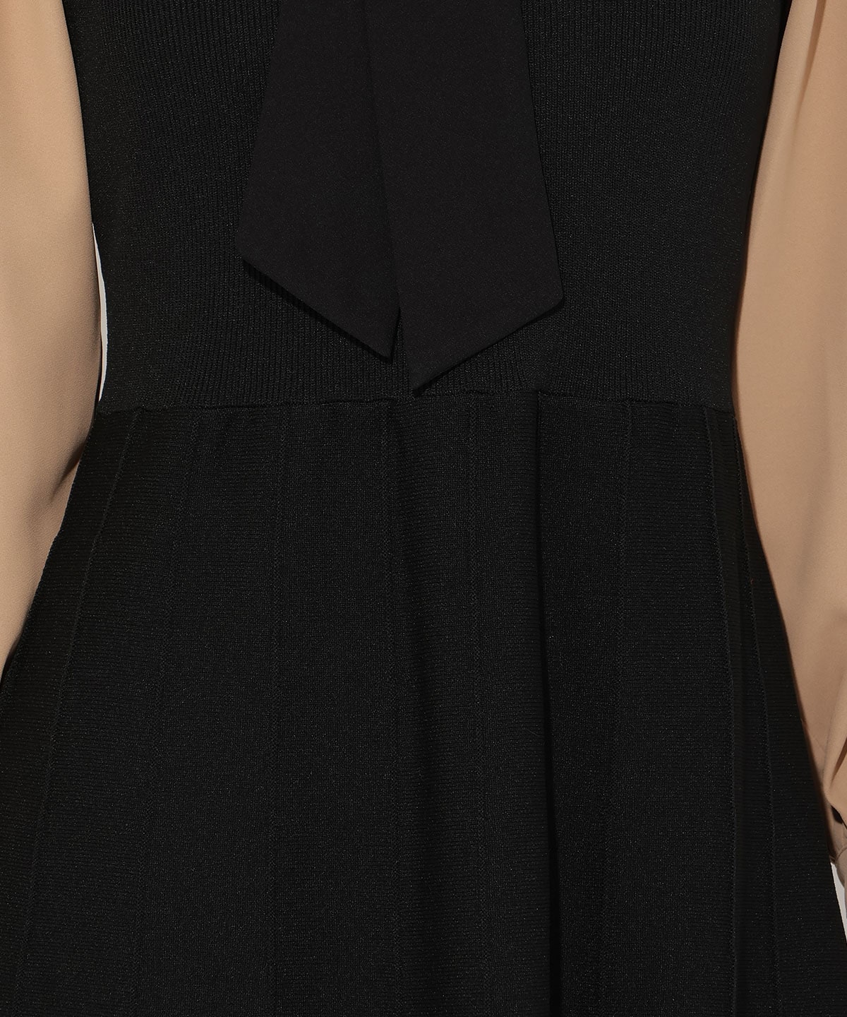 ニットビスチェ風リボンタイワンピース