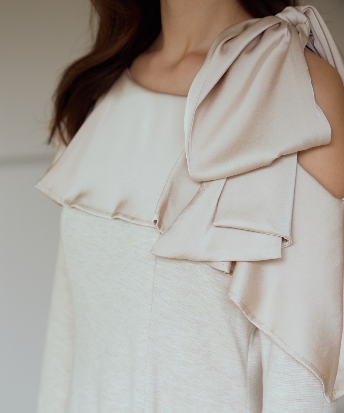 ショルダーリボンカットソーワンピース