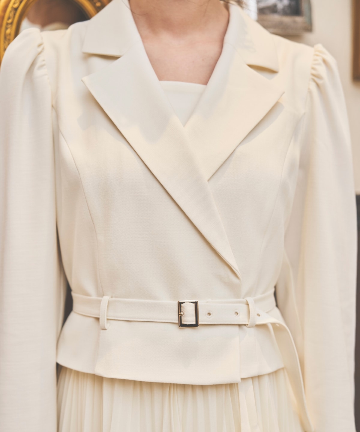 ジャケットレイヤードプリーツワンピース