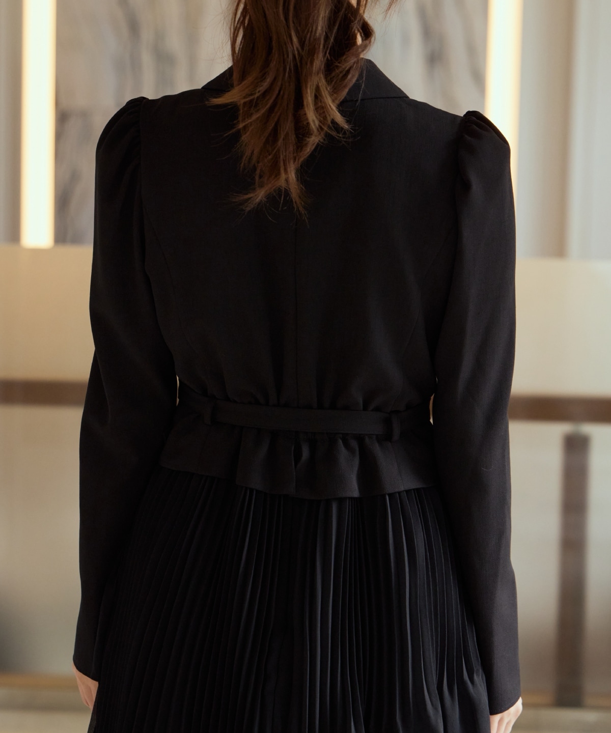 ジャケットレイヤードプリーツワンピース