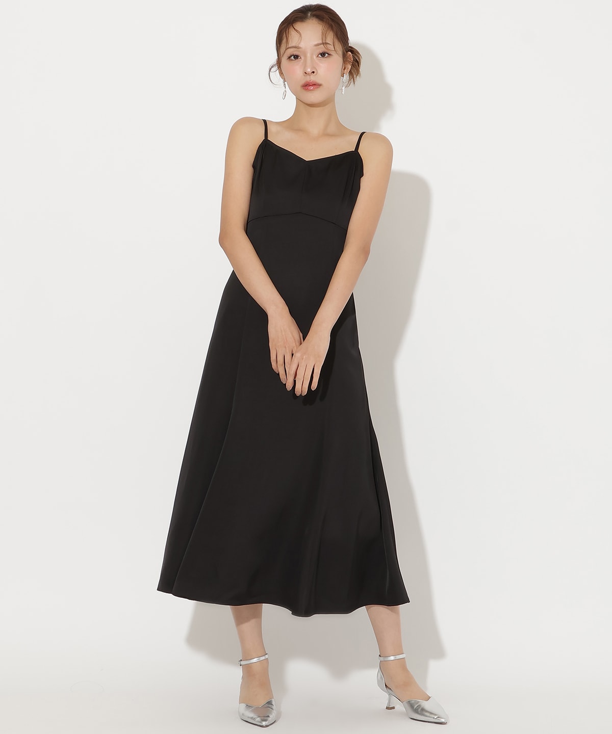 チュールフリルレイヤードドレス