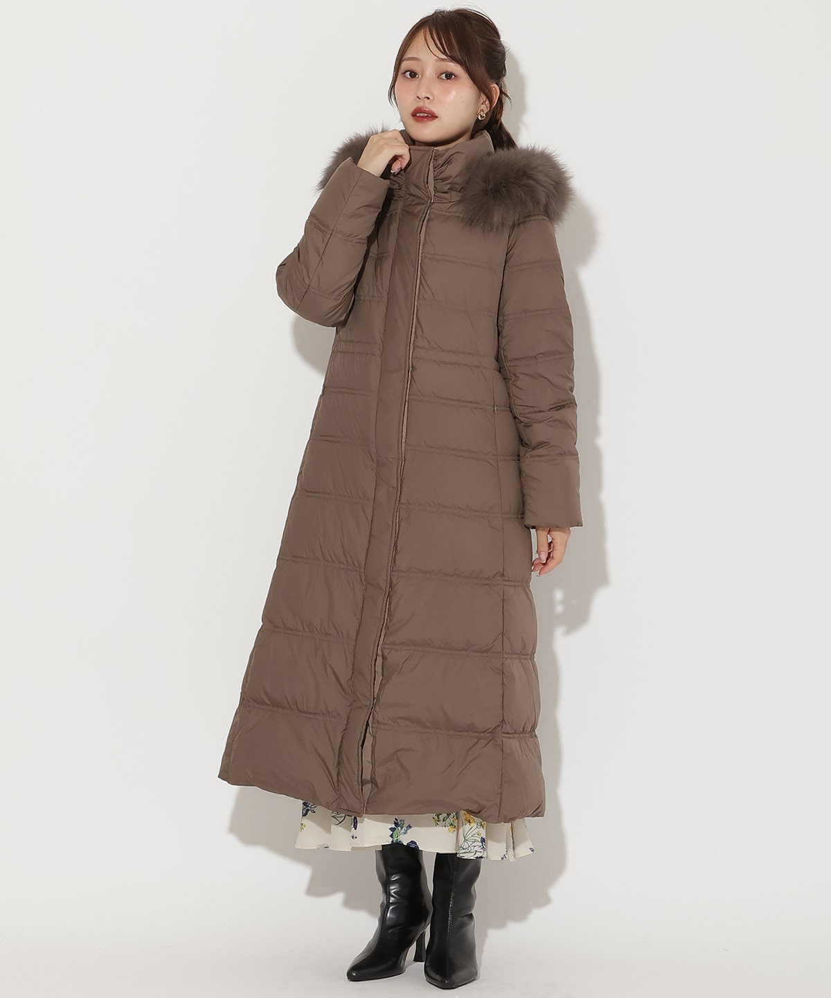 FOXファー付きスーパーロングダウン