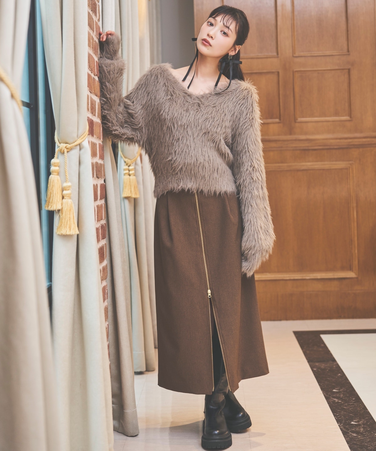 ロングフェザープルオーバー