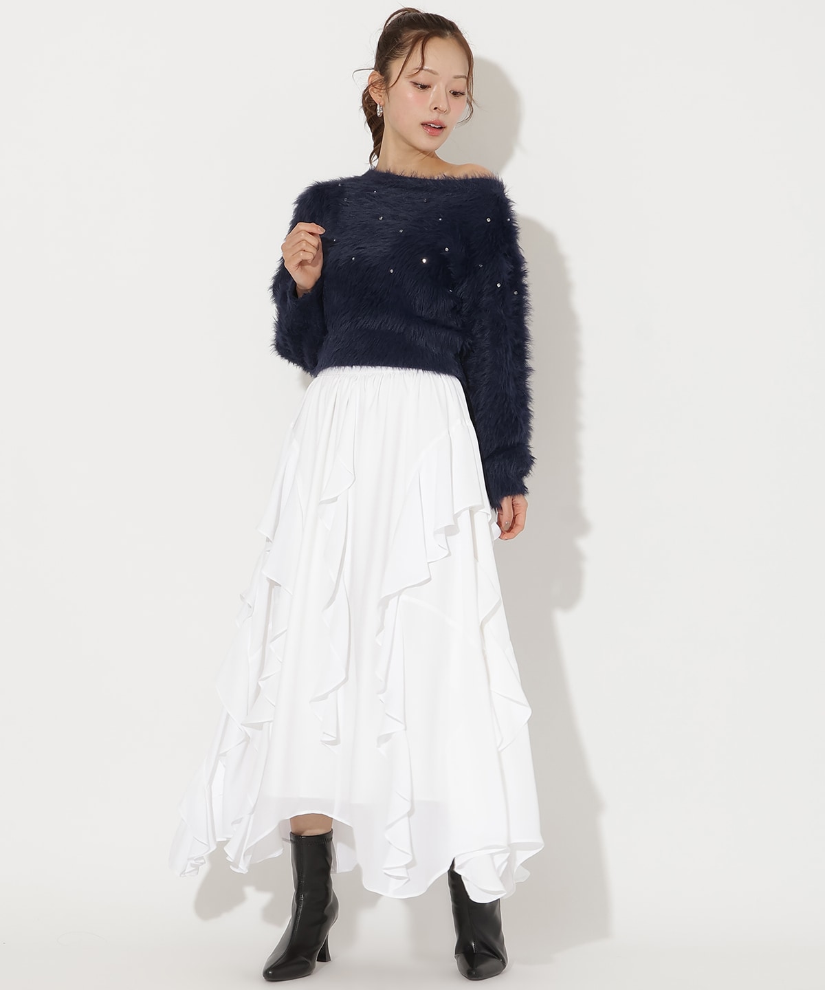 ビジューフェザーニットプルオーバー