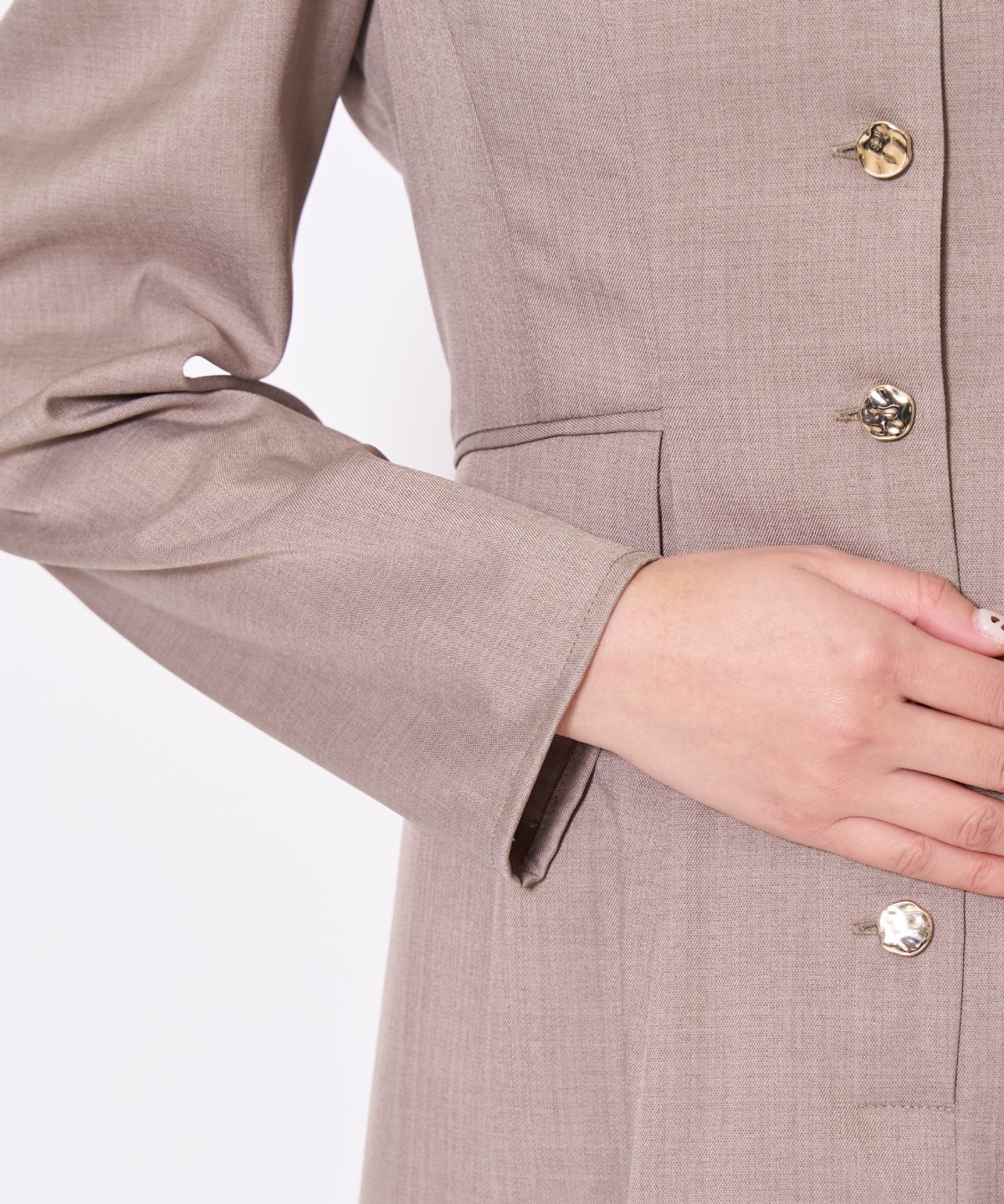 【先行予約受付中】Vネックパフスリーブワンピース