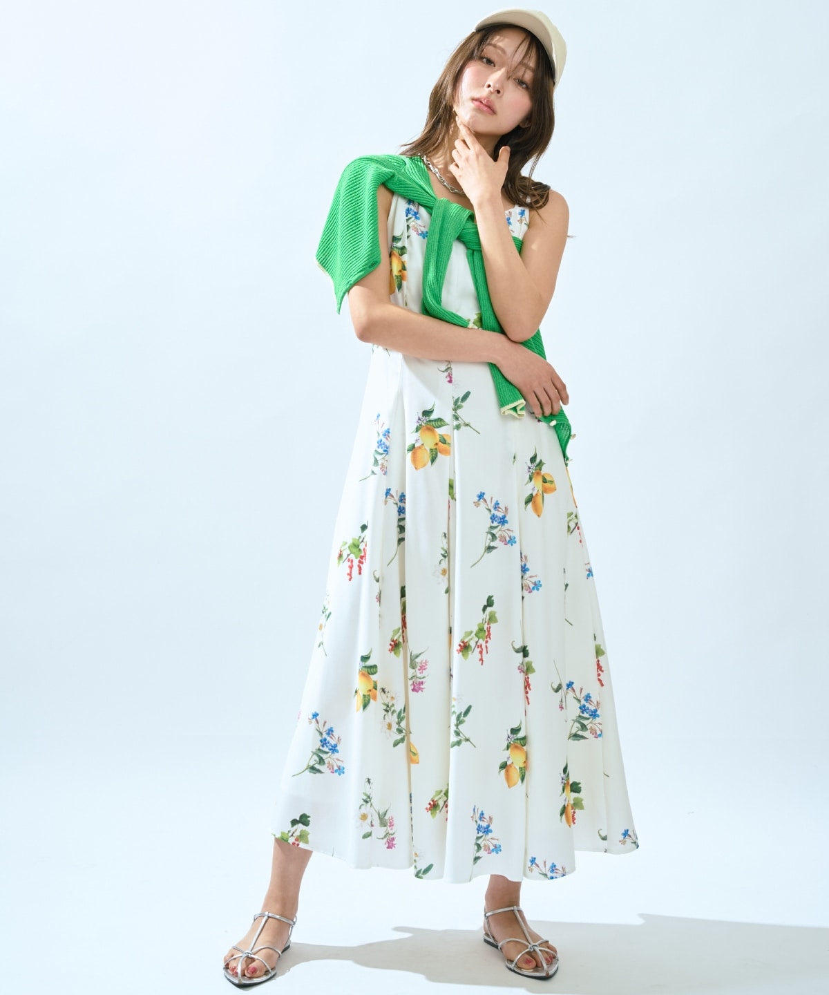 【5/14(木)一部店舗先行発売】フルーツ×フラワープリントワンピース