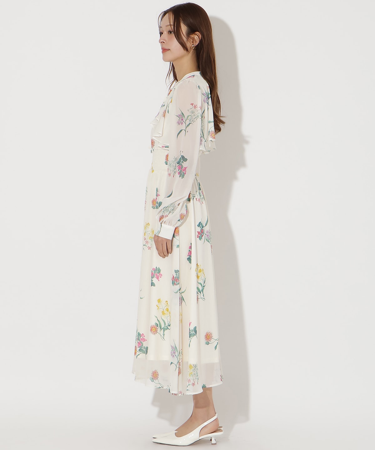 【先行予約受付中】フリルケープフラワープリントワンピース