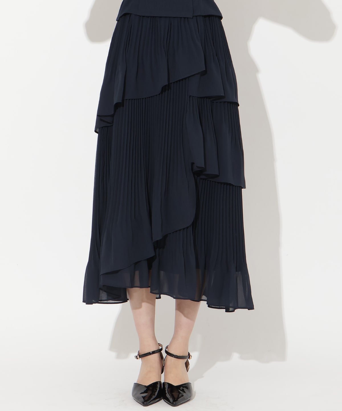 ジャケットレイヤードプリーツワンピース