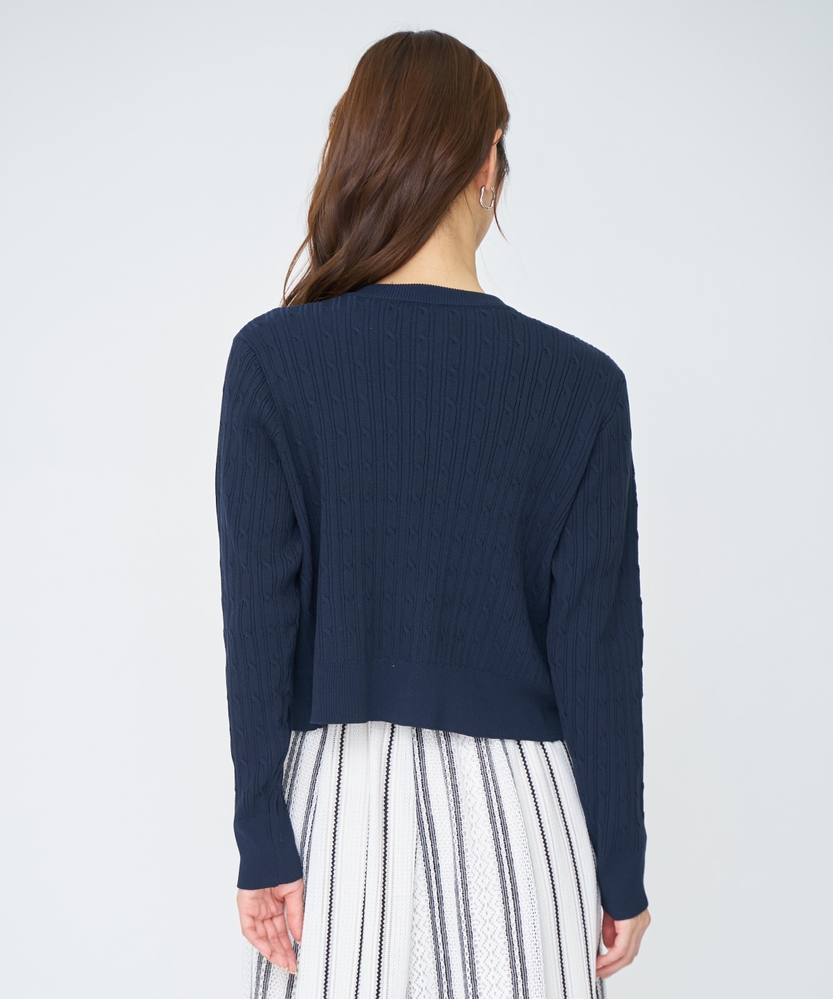 ケーブル編みカーディガンアンサンブル