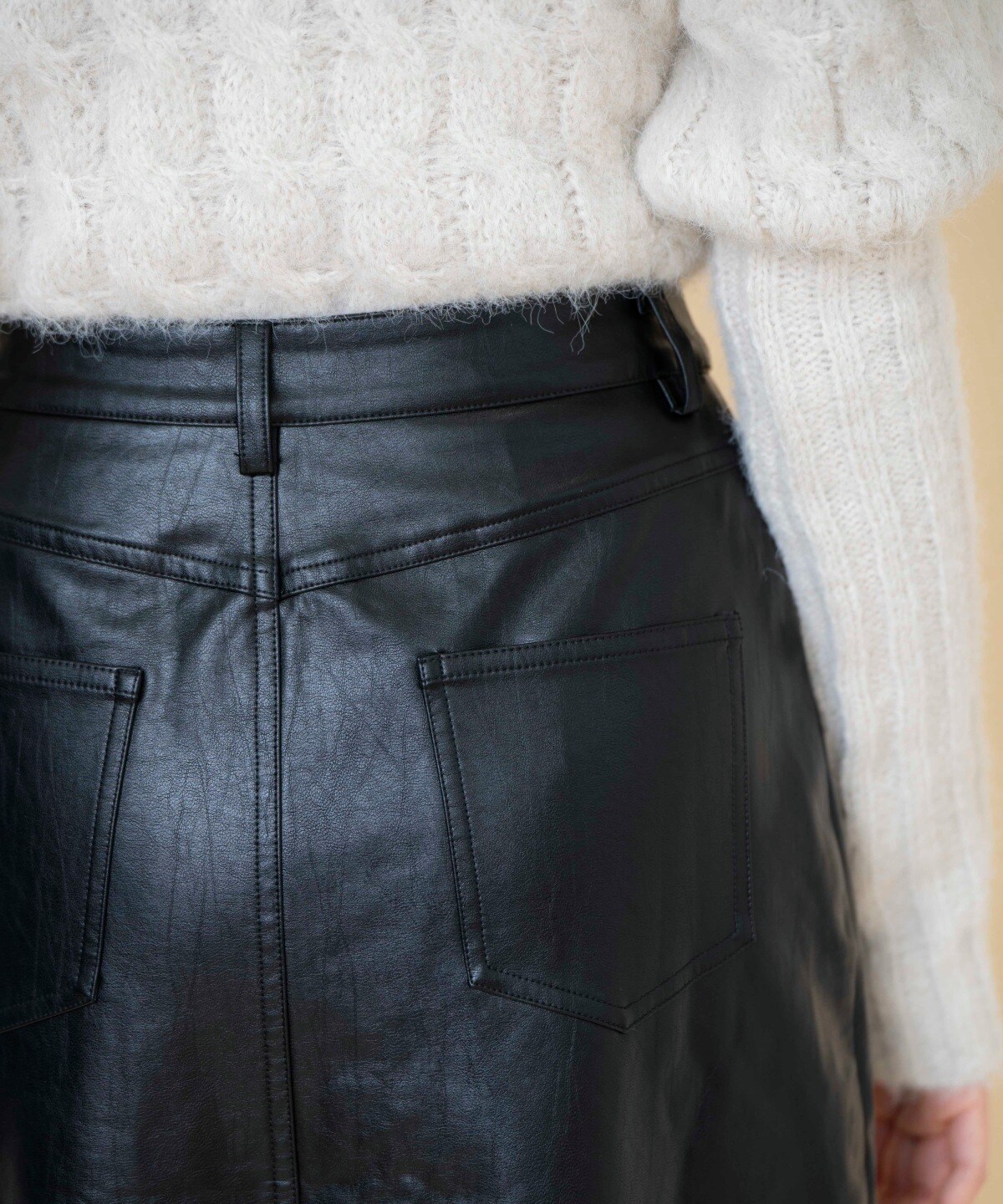 レザーロングスカート