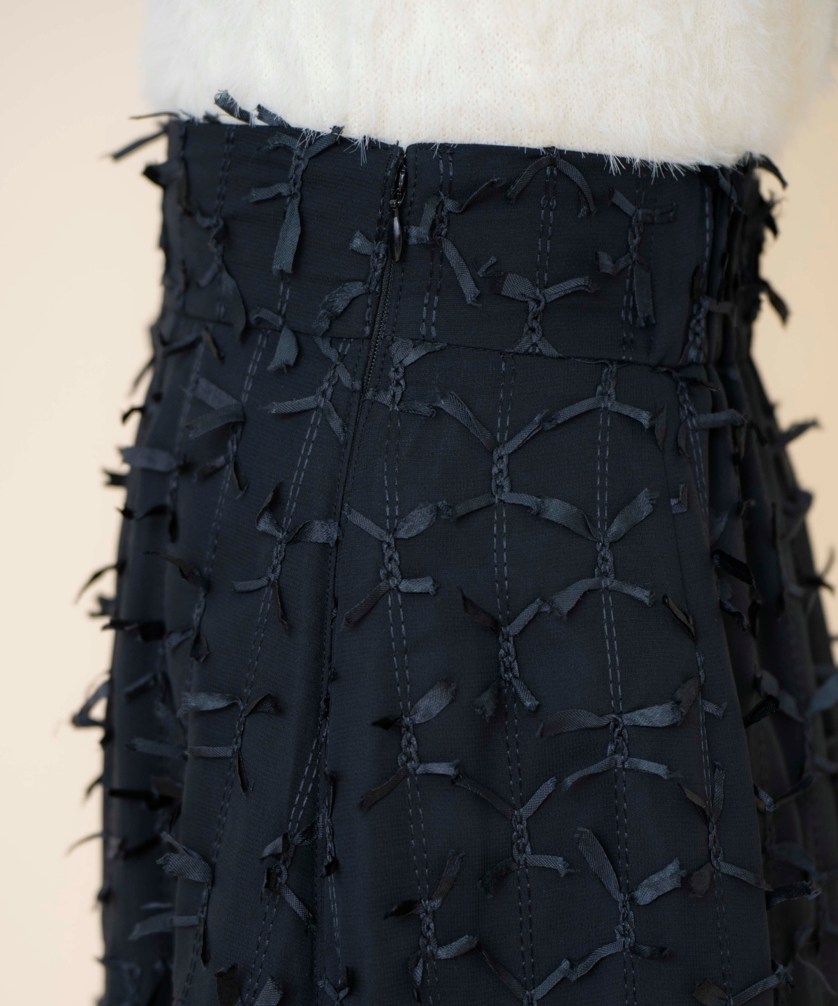 リボンモチーフフレアスカート