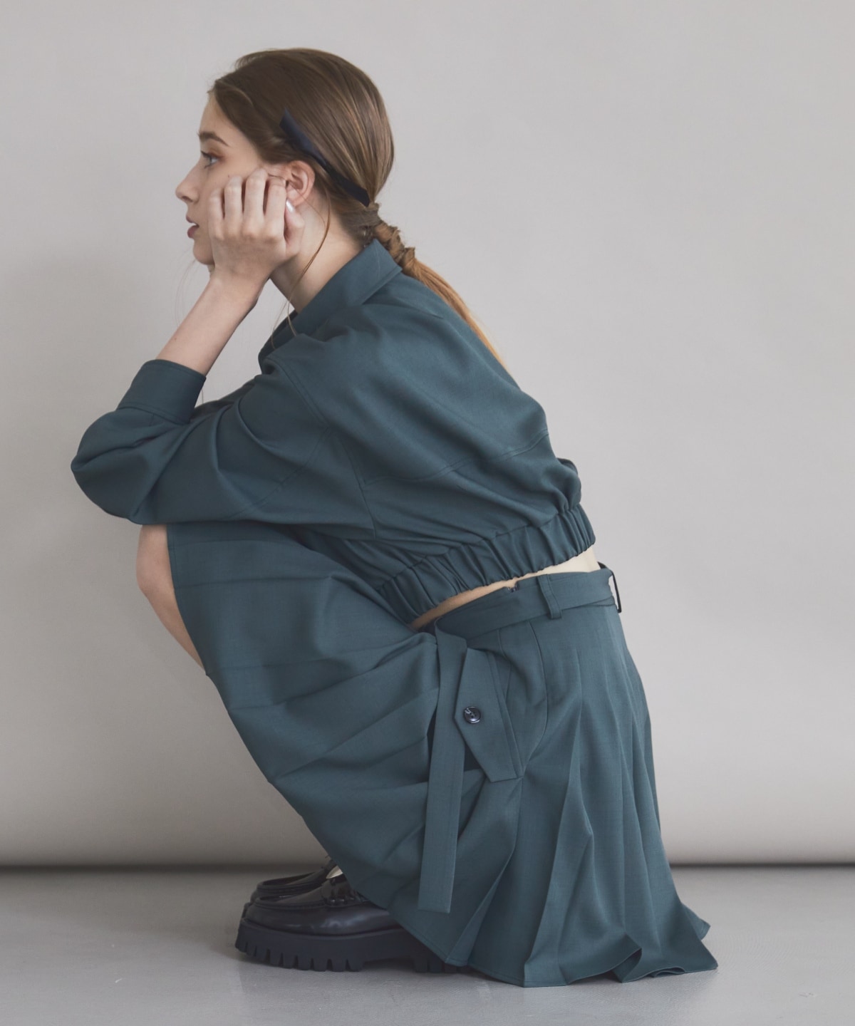 【セットアップ可能】ベルト付きプリーツショートスカート