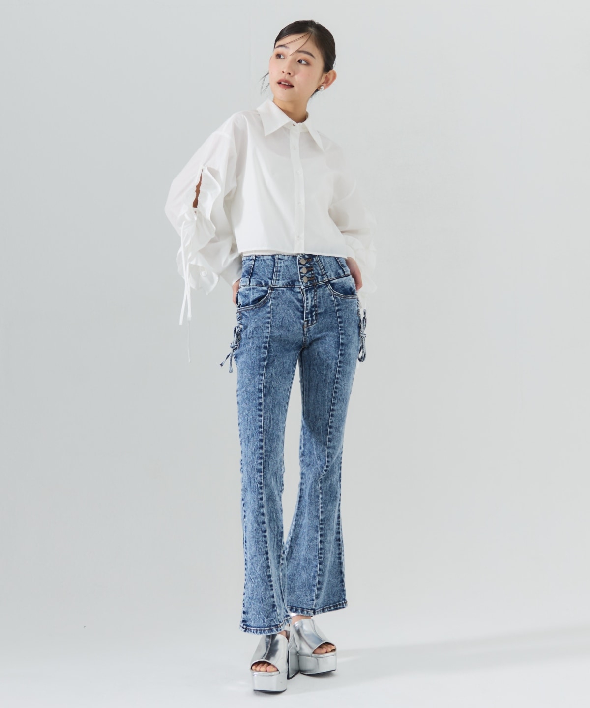 カットオフフリルリボンシャツ