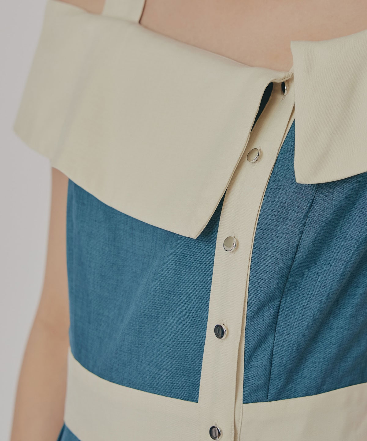 バイカラーアシメショルダーワンピース