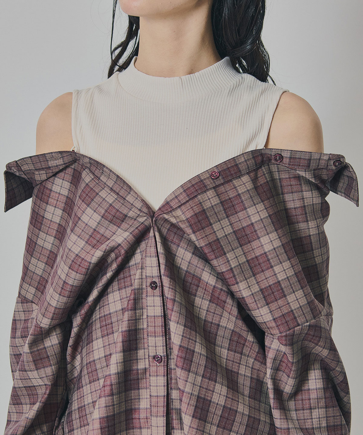 マルチウェイオフショルチェックシャツ×タンクトップ