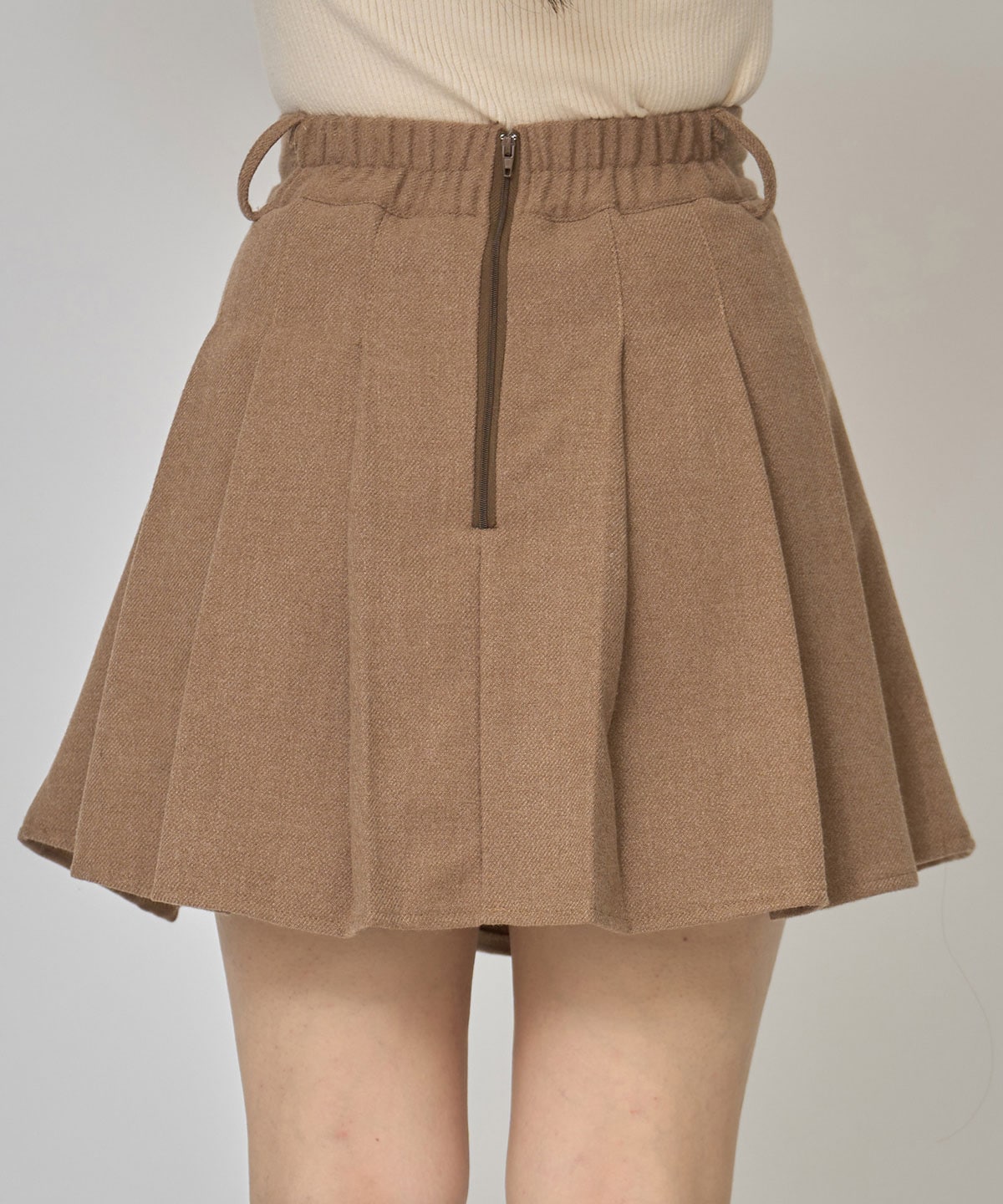 ファーチャームウールライクプリーツミニスカート
