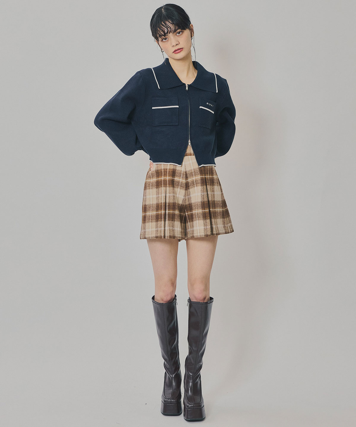 チェックタックショートパンツ