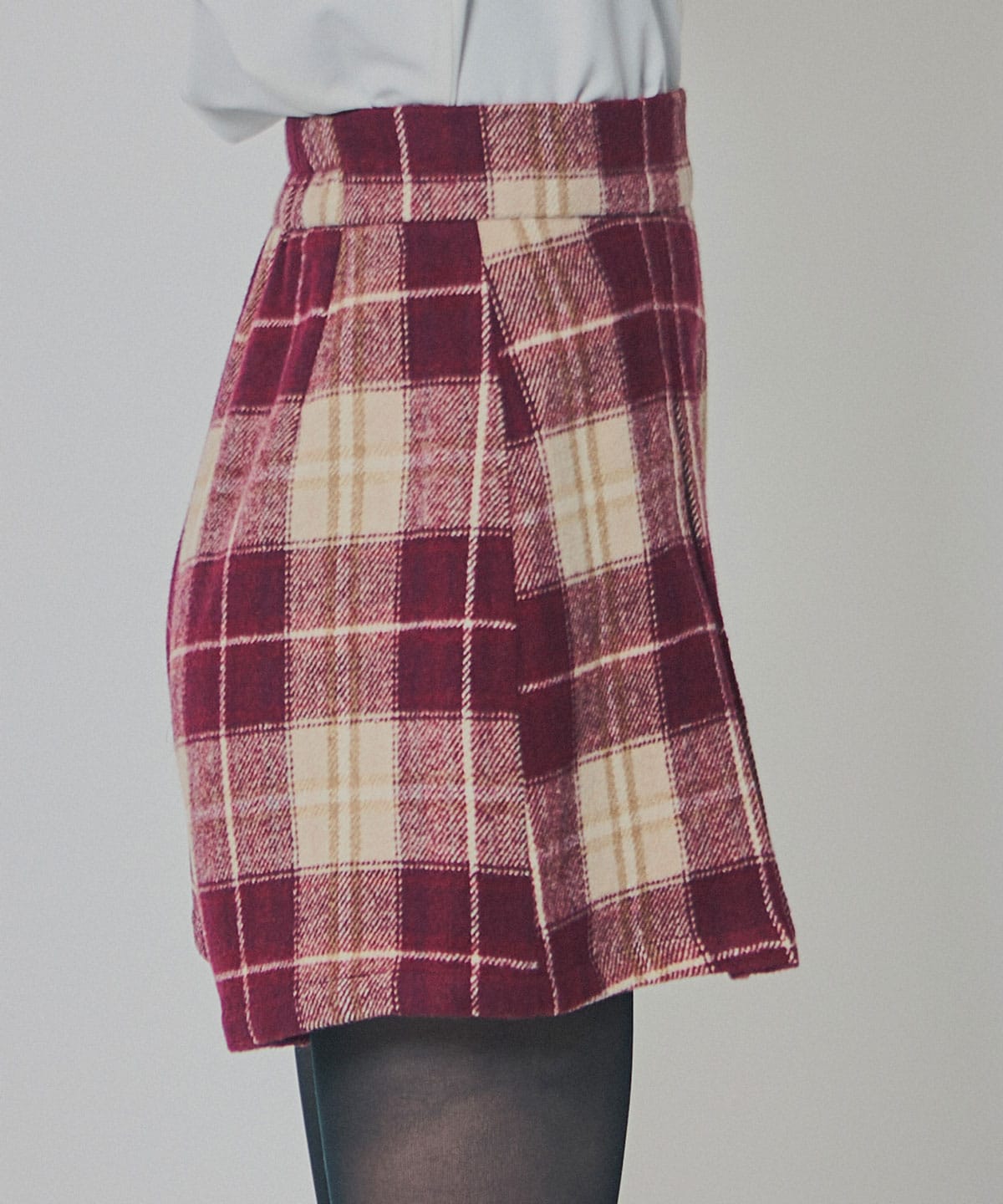 チェックタックショートパンツ