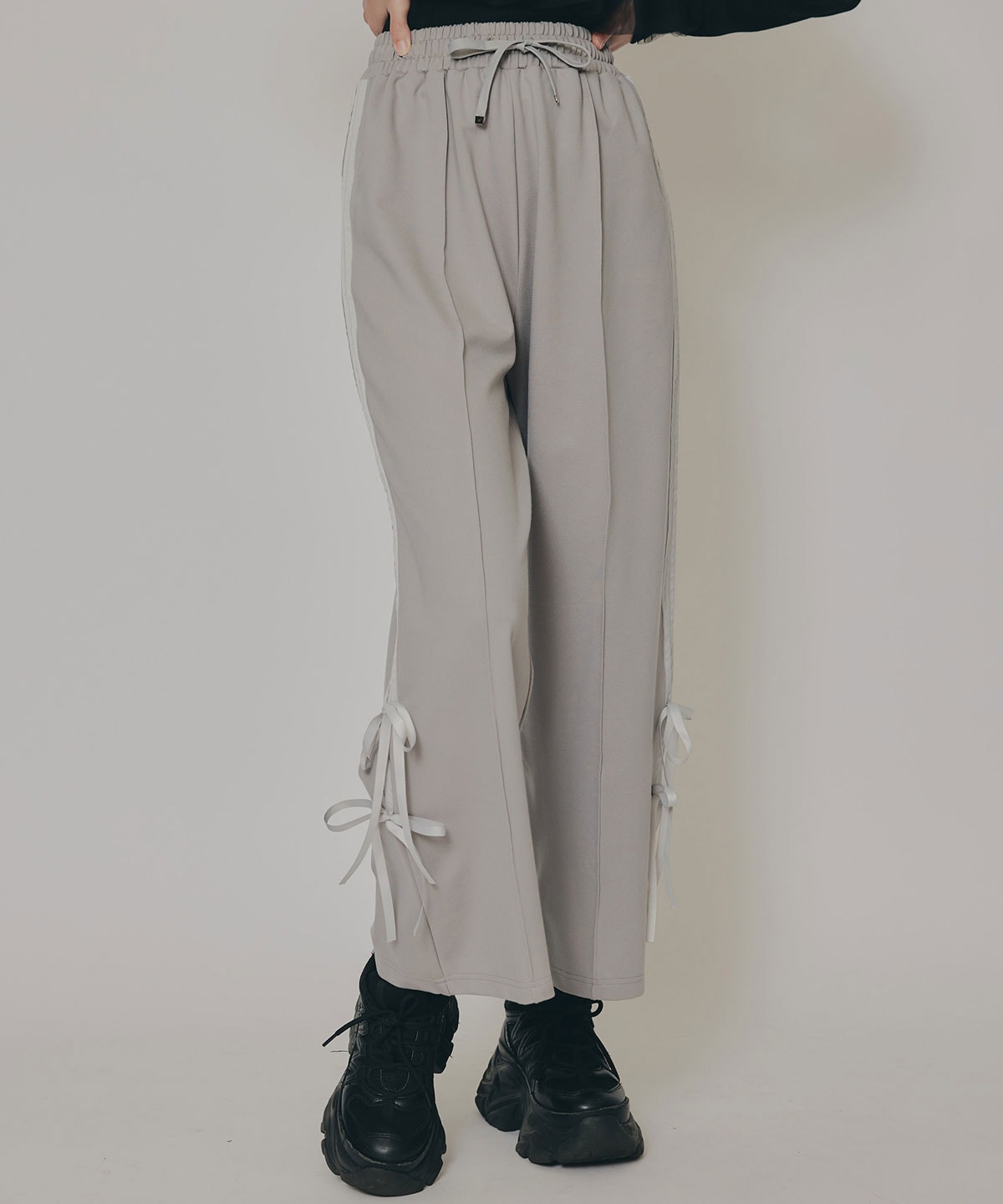 ダブルリボンラインイージーパンツ