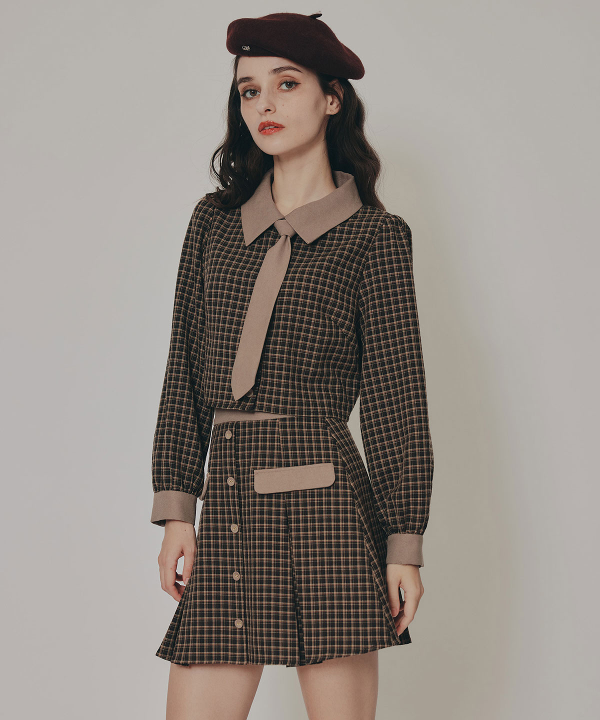 バイカラークラシックチェックブラウス×ミニスカートセットアップ