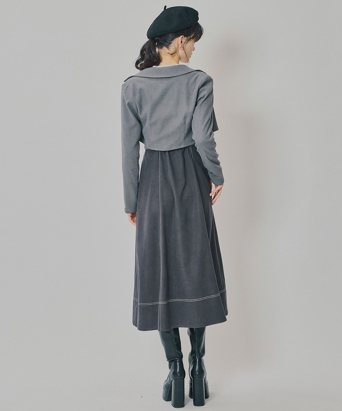 スエードライクショートジャケット×バイカラーワンピースセットアップ