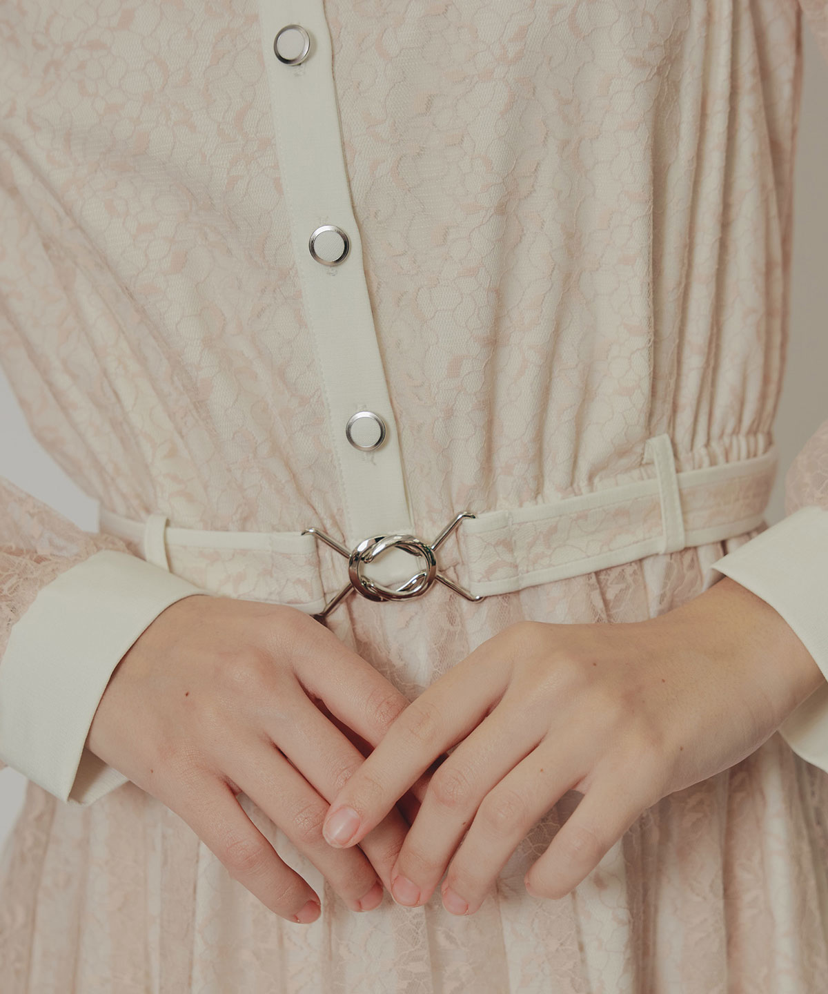 バイカラーレースプリーツロングスリーブワンピース