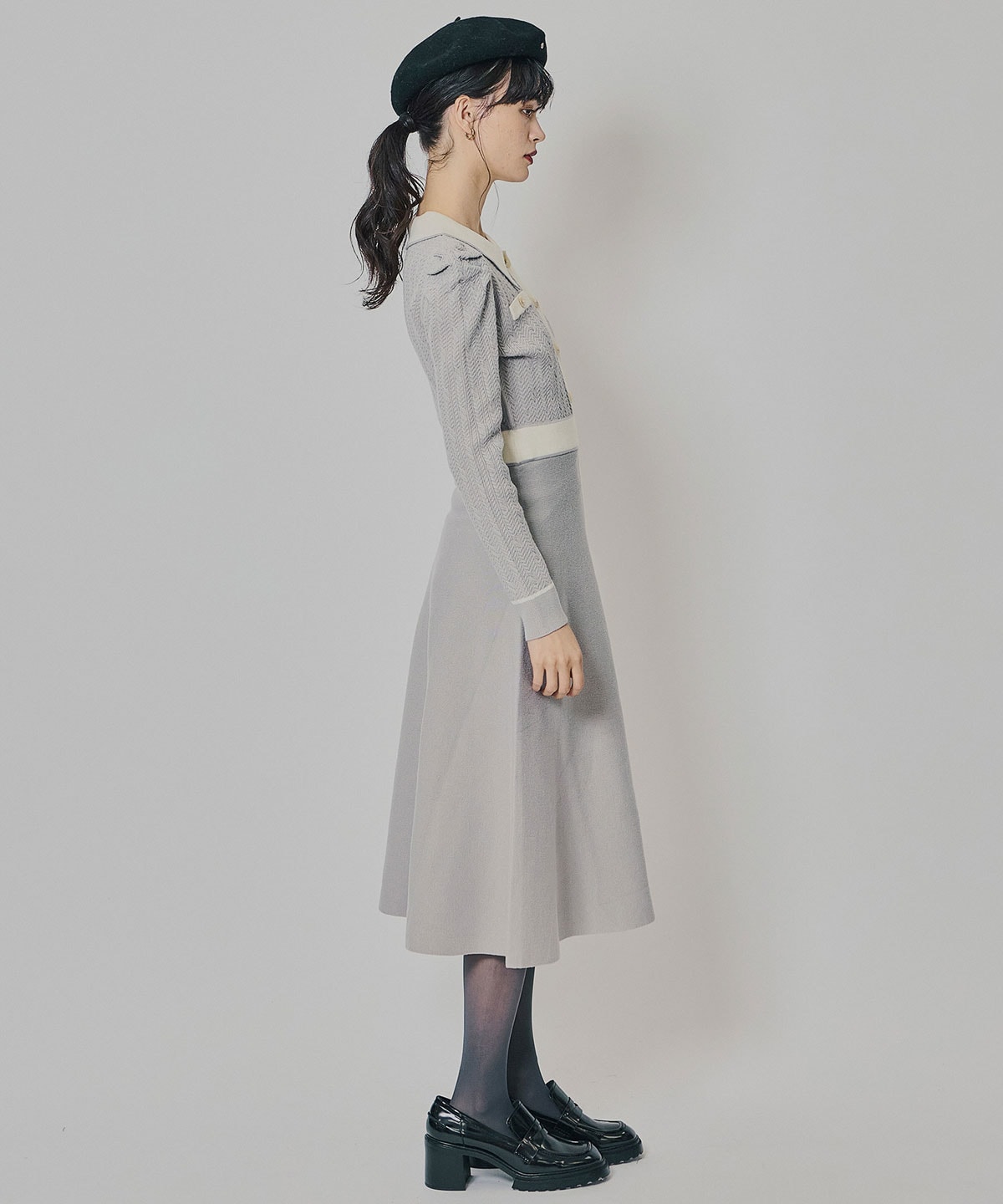 マルチケーブルバイカラーニットワンピース