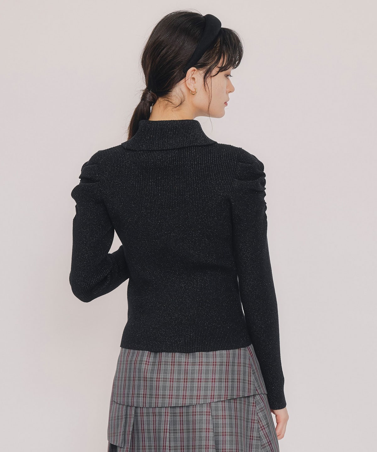 ラメタートルニットプルオーバー