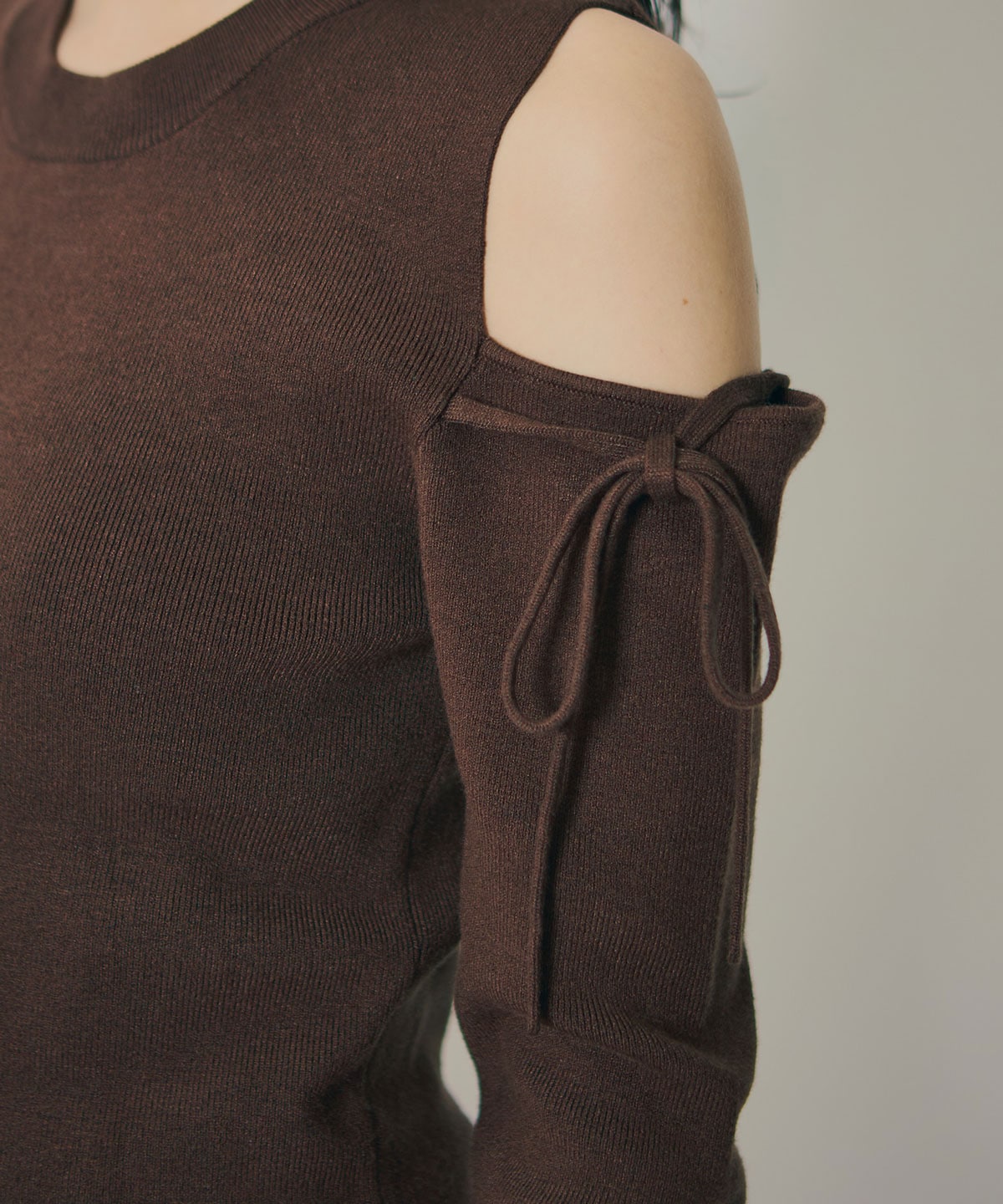 リボンオフショルダーニットトップス