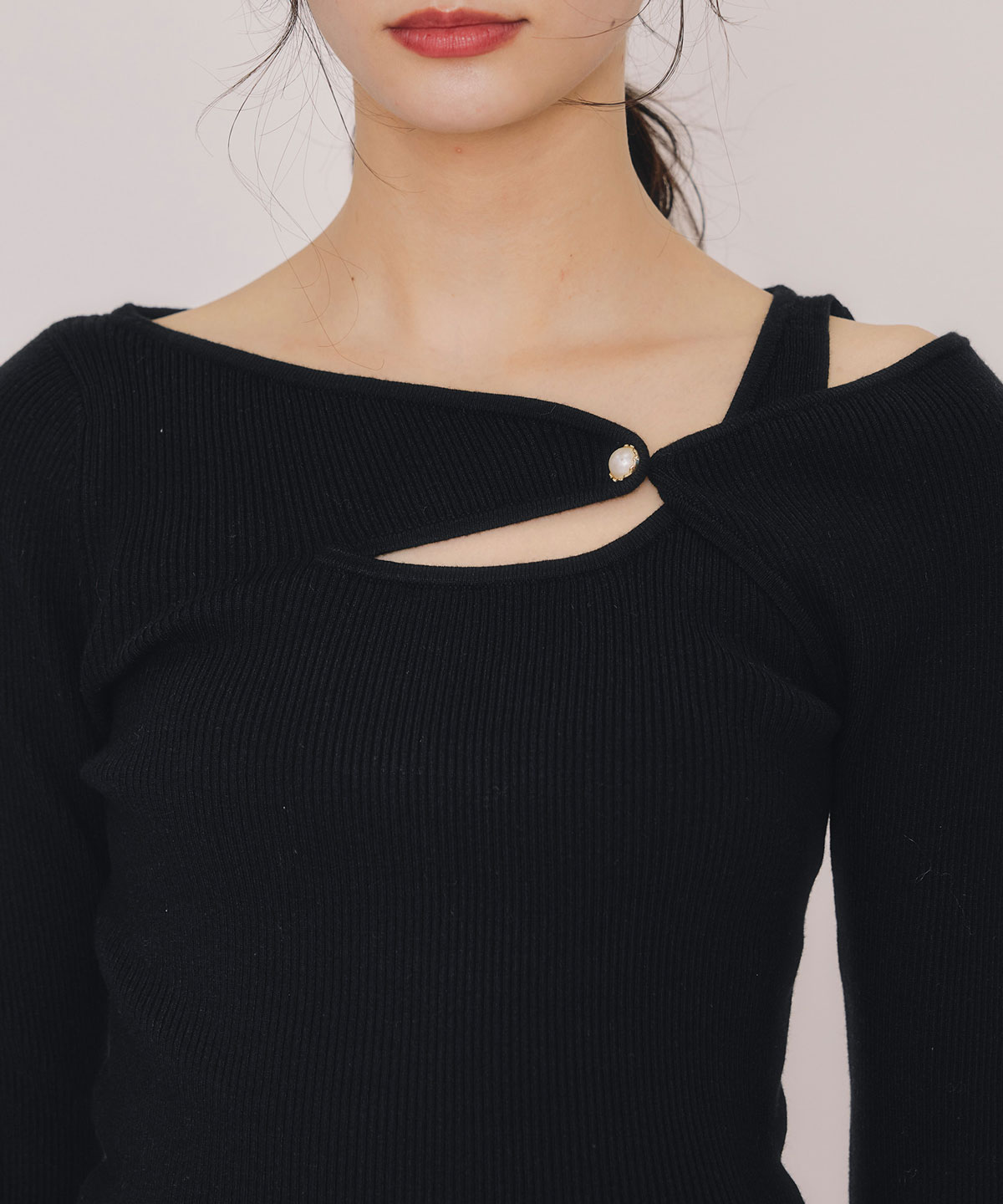 アシンメトリーレイヤードライクニットプルオーバー