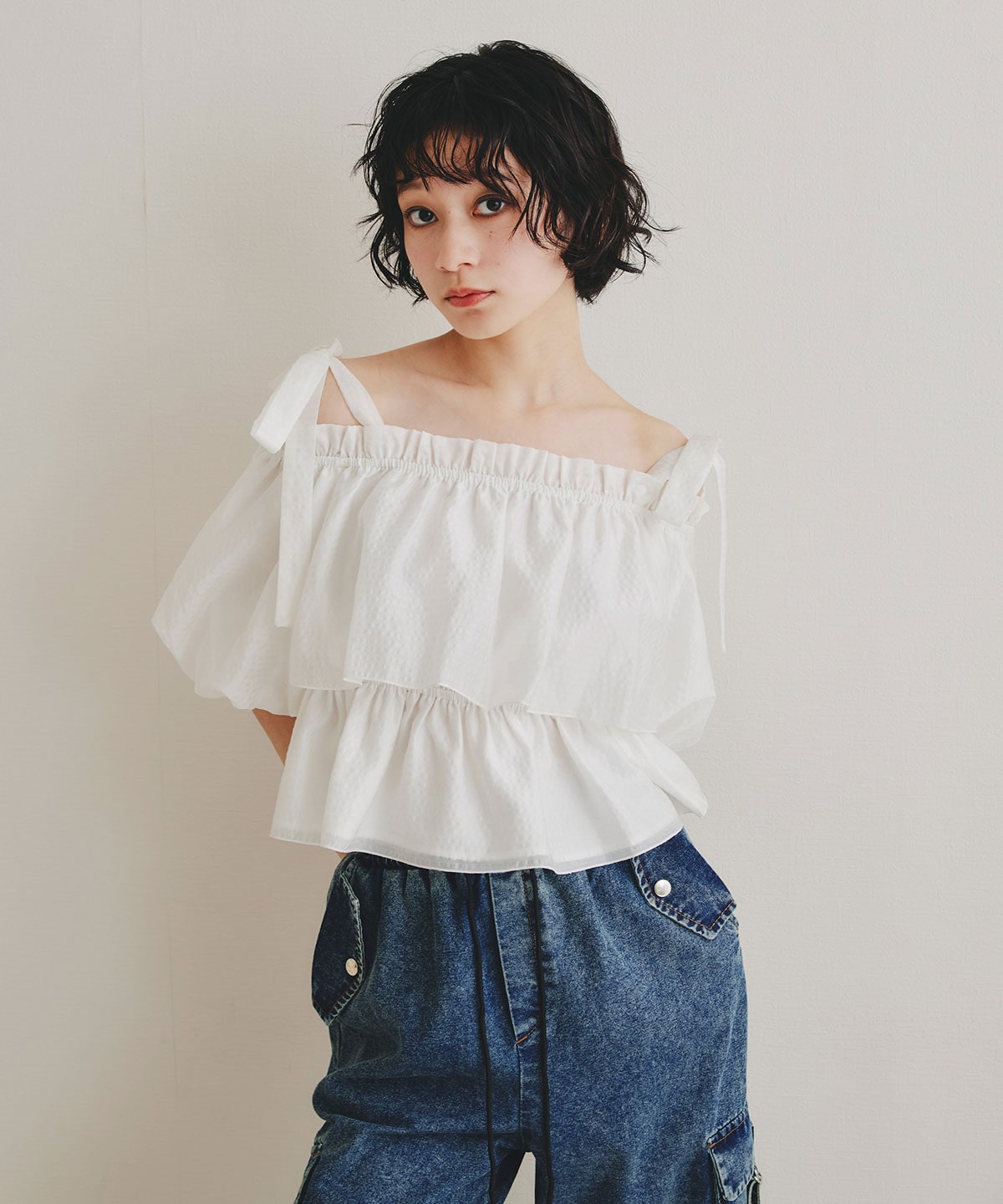 ショルダーリボンフリルオフショルブラウス