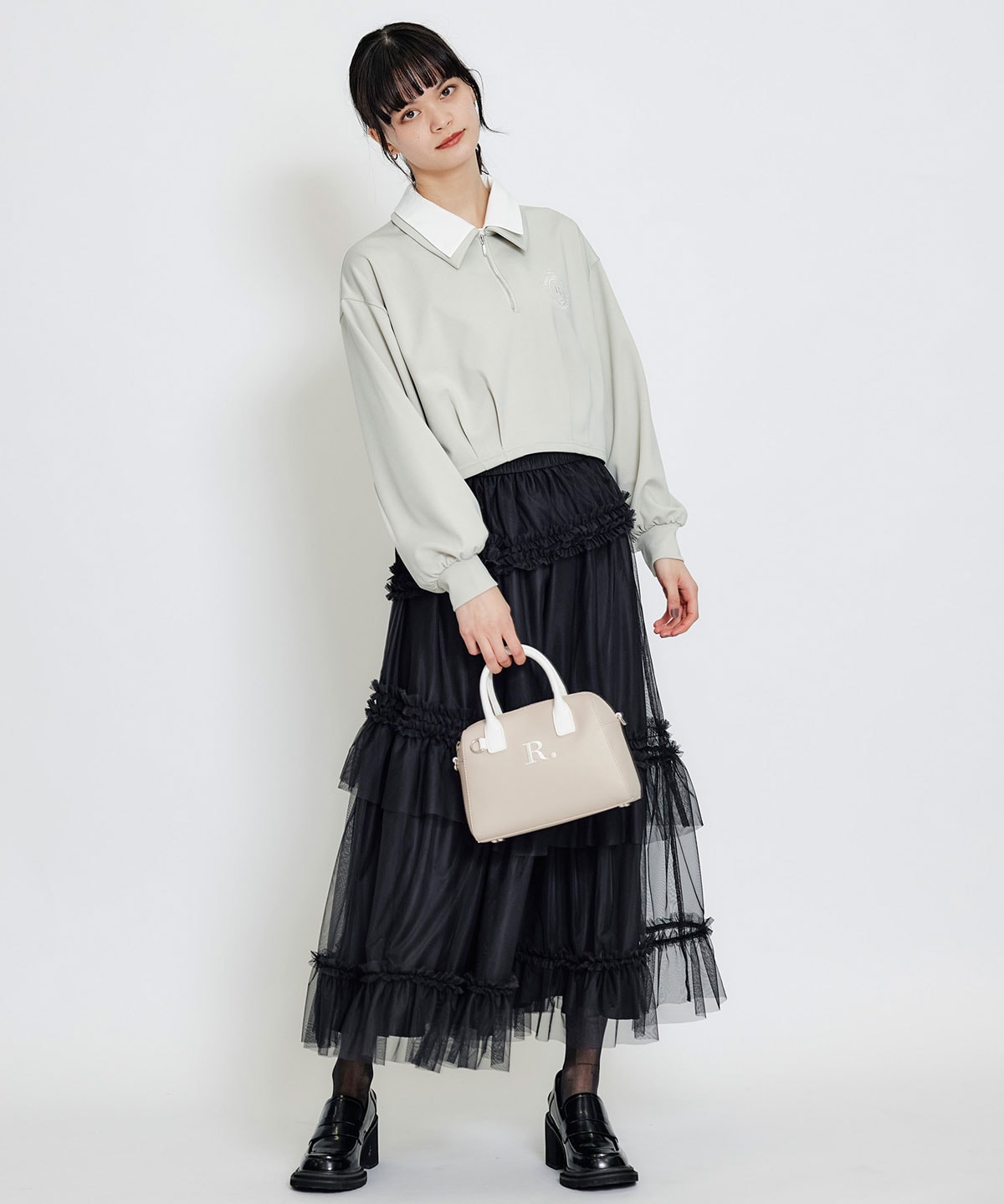 ソフトチュールフリルロングスカート