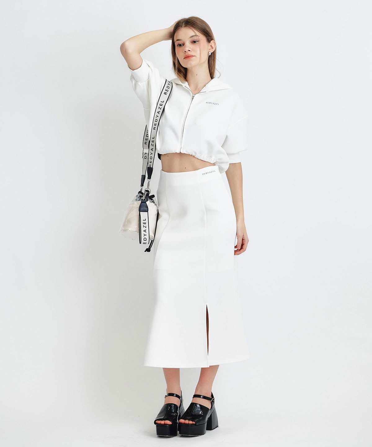 ダンボールセミマーメイドスリットロングスカート