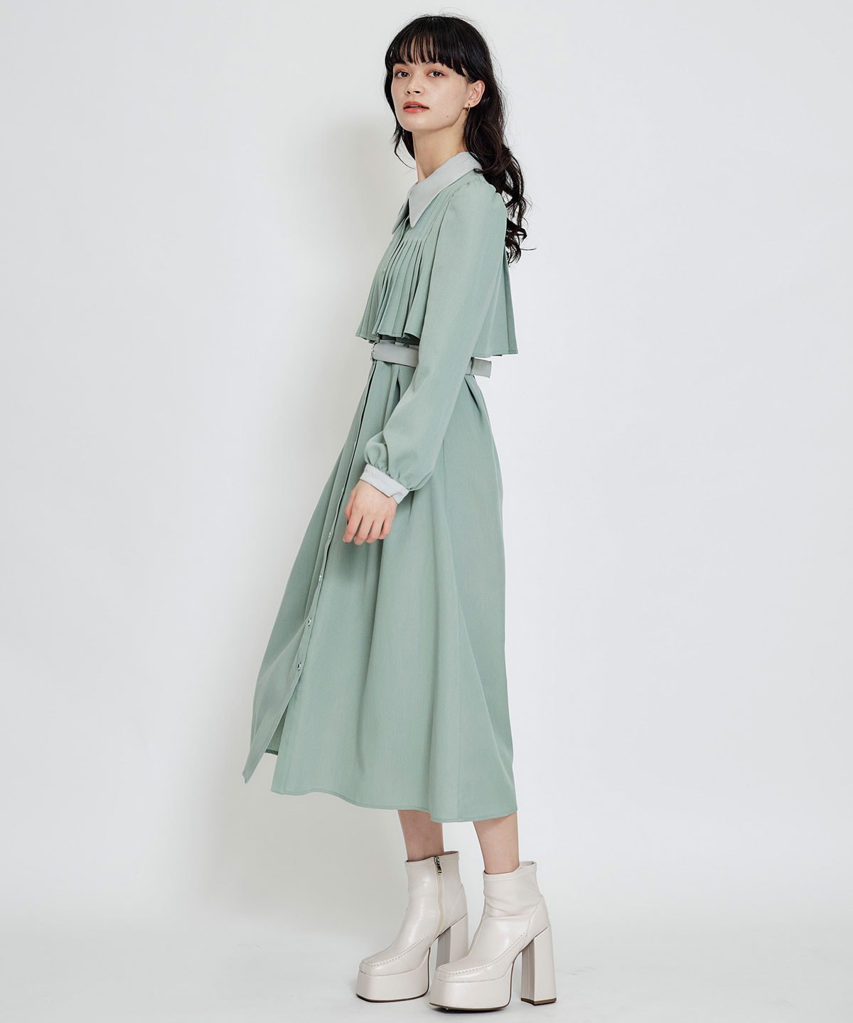 フロントプリーツリボンタイフレアロングワンピース