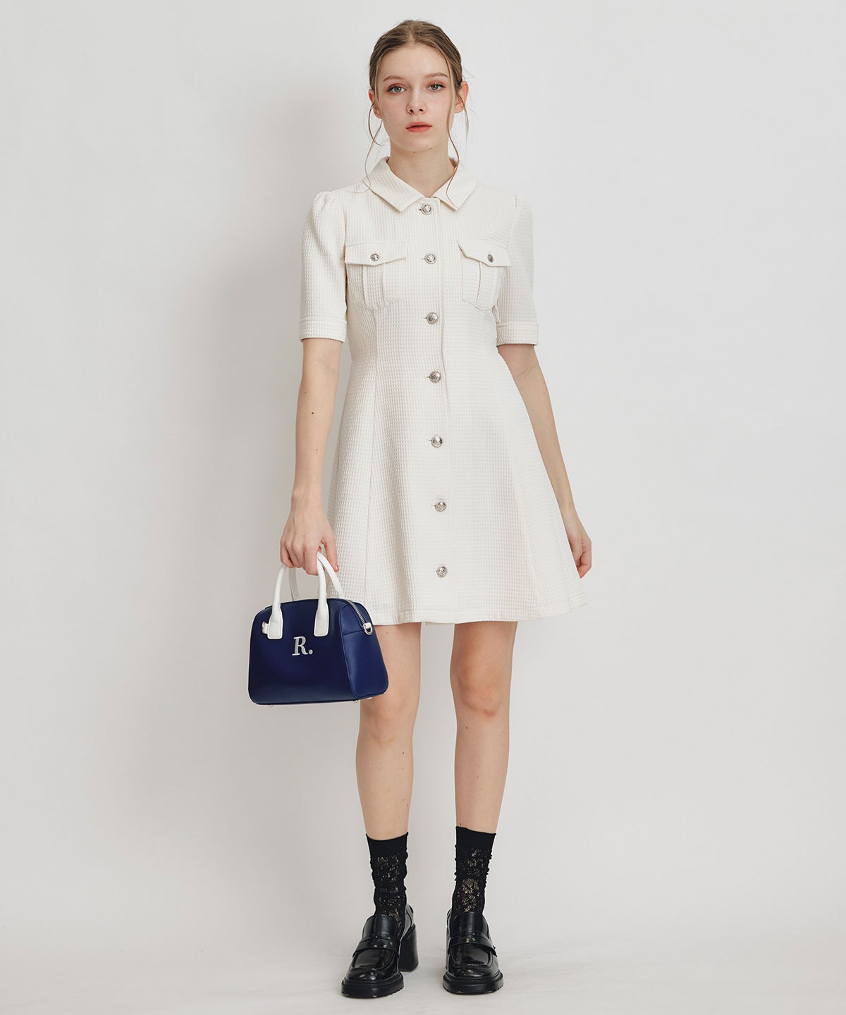 エンブレムボタンワッフルミニシャツワンピース