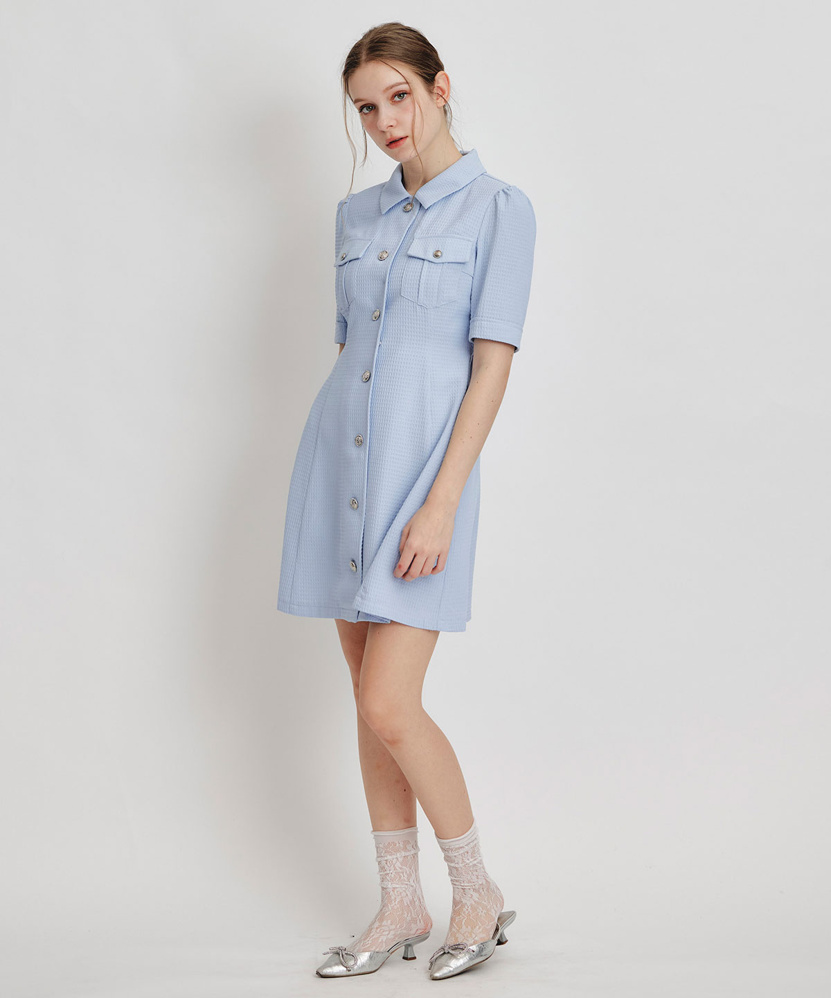 エンブレムボタンワッフルミニシャツワンピース