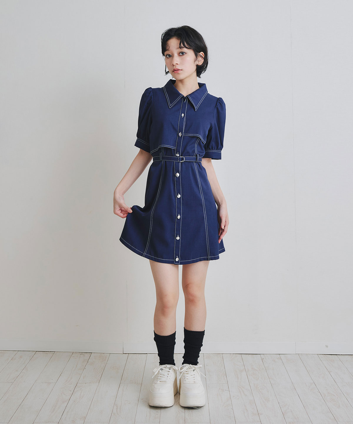 ステッチバイカラーレイヤードフレアミニワンピース