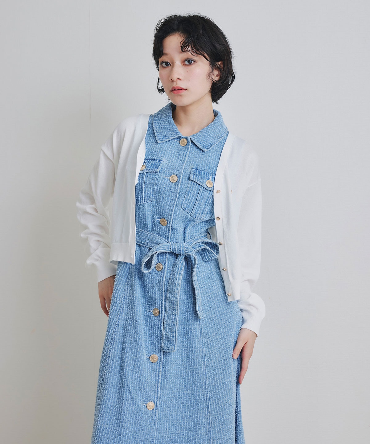 ロゴプレートVネックカーディガン