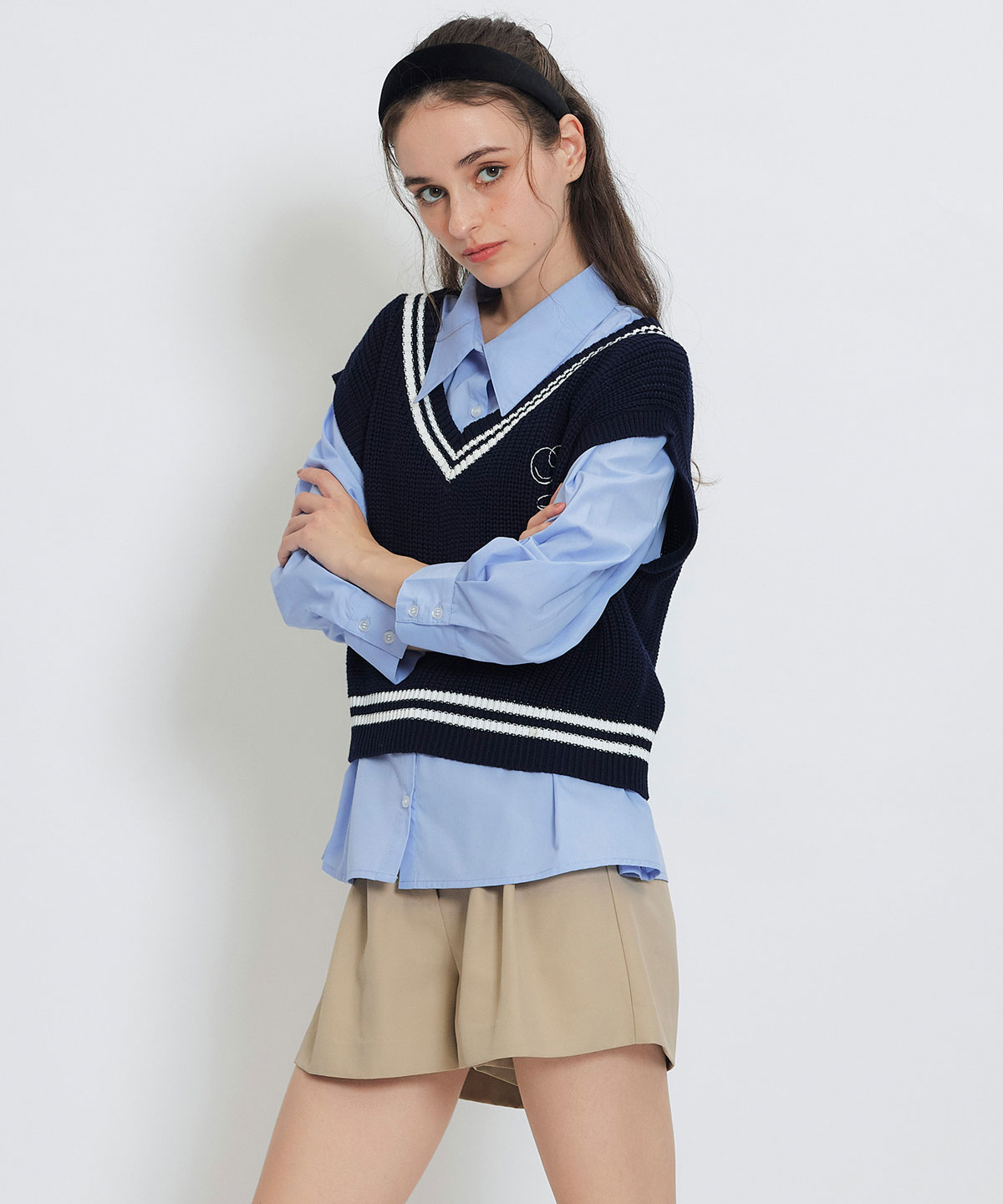 カレッジライクラインベスト×シャツブラウス