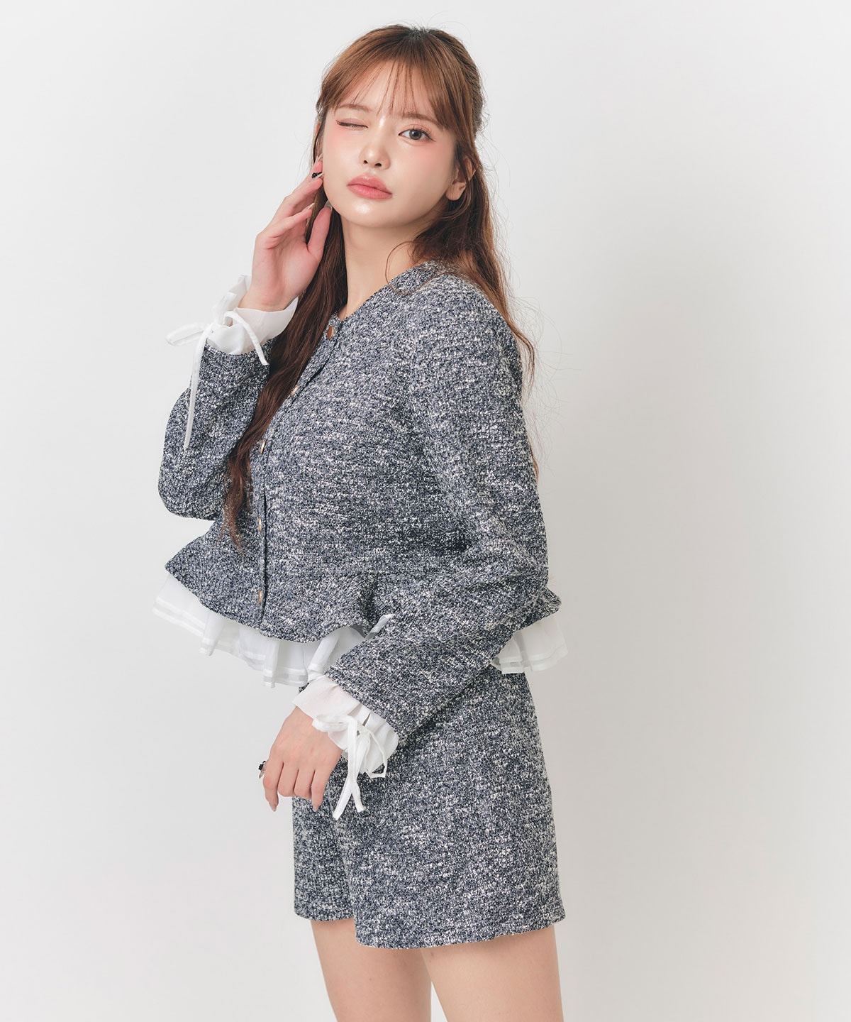 【=LOVE 大場花菜さん着用】ペプラムデザインツイードライクニットジャケット×ショートパンツセットアップ
