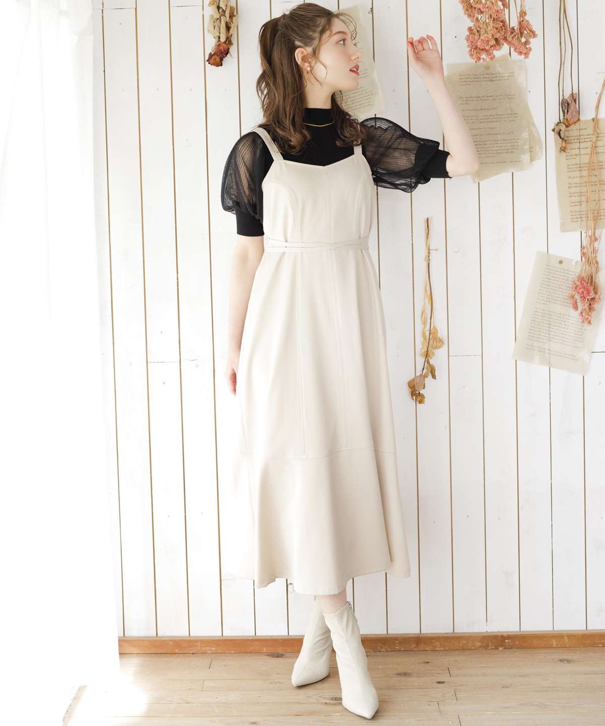 クロスリボンキャミワンピース M ベージュ Swingle 公式オンラインショップ バーンデストローズ