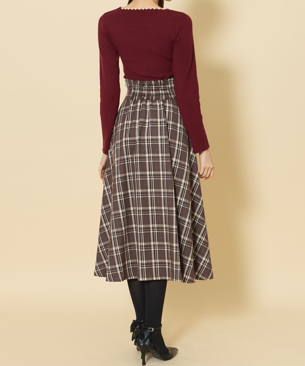 エレガンスパールネックニットプルオーバー