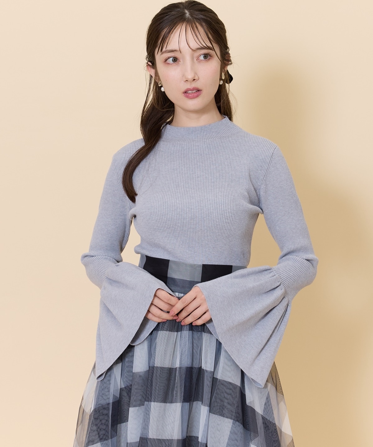 フレアスリーブボトルネックニットプルオーバー