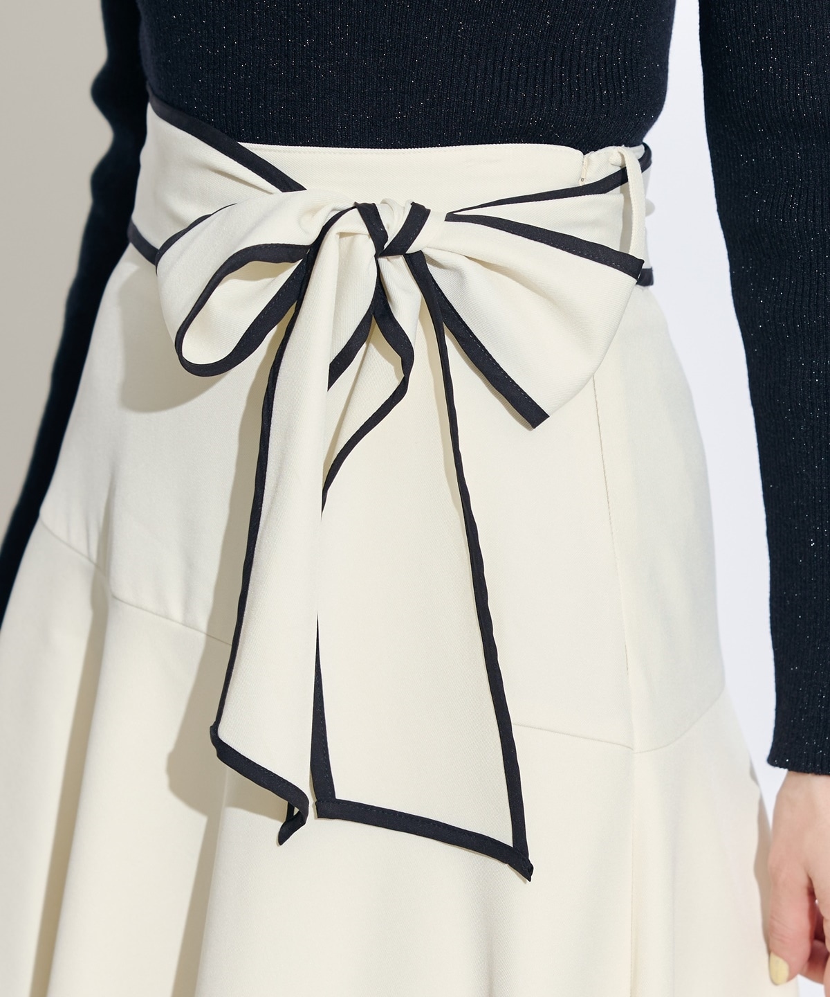 リボンベルトアシメフレアパイピングスカート